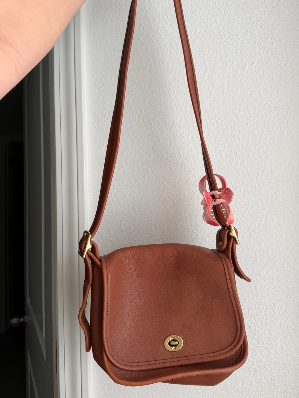 Vintage Coach crossbody bag